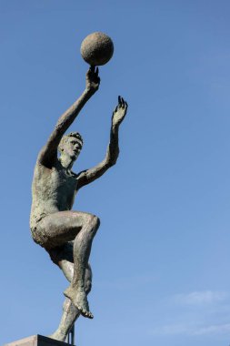 Hırvat basketbolcu Drazen Petroviç 'in heykeli