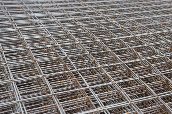 İnşaatta çelik takviye çubuğu