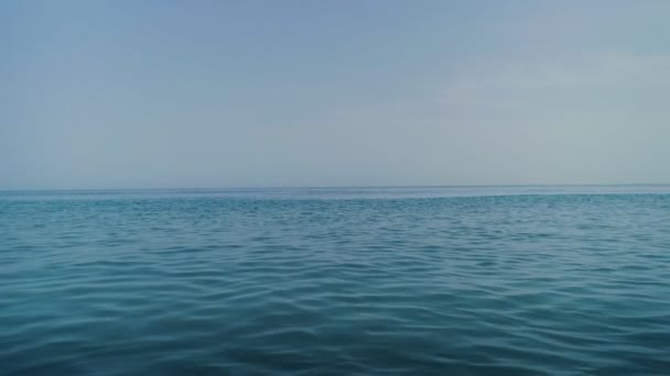 Modrá Hladina Mořské Vody — Stock video