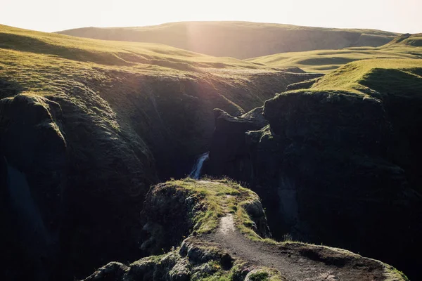 Amazing epic icelandic valley landscape at sunset — Stock Photo, Image