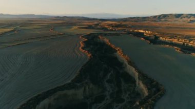 Tarlaların veya tarım alanının havadan görünümü