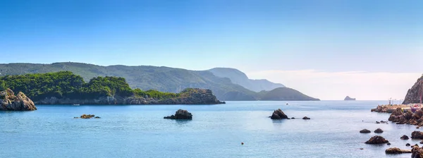 Bellissimo Paesaggio Marino Estivo Vista Della Scogliera Nella Baia Del — Foto Stock