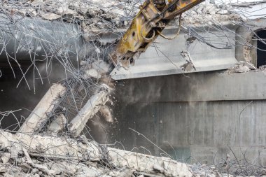 Betonarme yapıların profesyonel yıkımı 