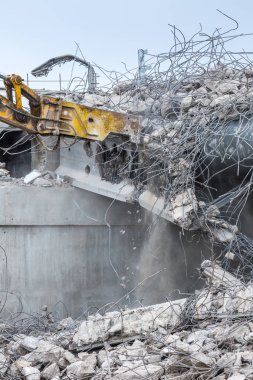 Betonarme yapıların profesyonel yıkımı 