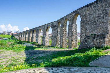 Larnaka Kamares su kemeri panoramik görünümü. Kıbrıs.
