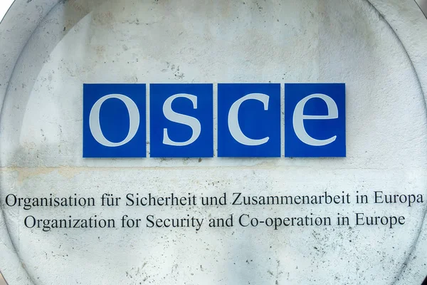 VIENNA, ΑΥΣΤΡΙΑ - 26 Μαΐου: Πινακίδα του ΟΑΣΕ (Οργανισμός για την Ασφάλεια και τη Συνεργασία στην Ευρώπη) — Φωτογραφία Αρχείου