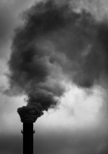 Ущерб Окружающей Среде Загрязнение Воздуха Черный Дым Трубы — стоковое фото
