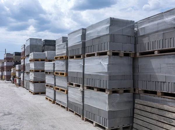 Producción Industrial Materiales Prensados Cemento Construcción Bloque Hormigón Hueco Alta —  Fotos de Stock