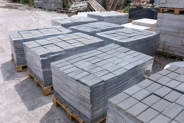 Producción Industrial Materiales Construcción Partir Mortero Cemento Prensado Piedras Pavimentación —  Fotos de Stock