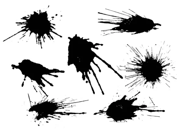 Mürekkep lekesi, leke ve fırça darbesiyle siyah beyaz vektör seti. Tasarım ve arkaplan için Grunge desenli ögeler.