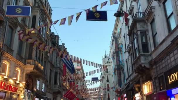 Istanbul ville dinde surpeuplée piétons de la rue, les gens marchent. foule temps lapse rue marche — Video