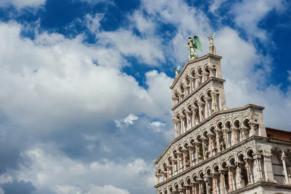 Santa Mica Igreja Foro Bela Fachada Romanesca Medieval Cidade Lucca — Fotografia de Stock