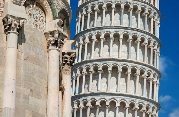 Arquitetura Românica Itália Torre Inclinada Catedral Pisa — Fotografia de Stock