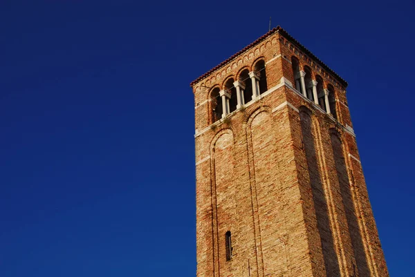 Saint James Church Oude Middeleeuwse Klokkentoren Venetië Gebouwd 1225 Met — Stockfoto