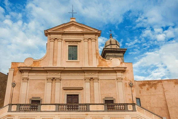 Catedral San Esteban Con Elegante Fachada Del Siglo Xviii Erigida —  Fotos de Stock