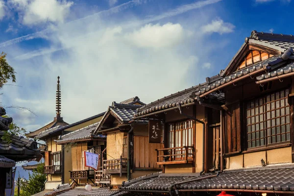 Kyoto Japon Novembre 2017 Bâtiment Style Traditionnel Avec Toit Caractéristique — Photo