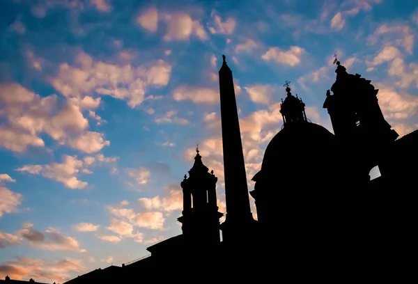 Hermosa Puesta Sol Otoño Sobre Iglesia Barroca Piazza Navona Roma — Foto de Stock