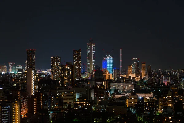 Ikebukuro skyline på natten — Stockfoto