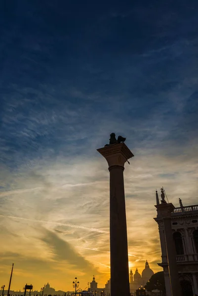 Puesta de sol sobre Venecia — Foto de Stock