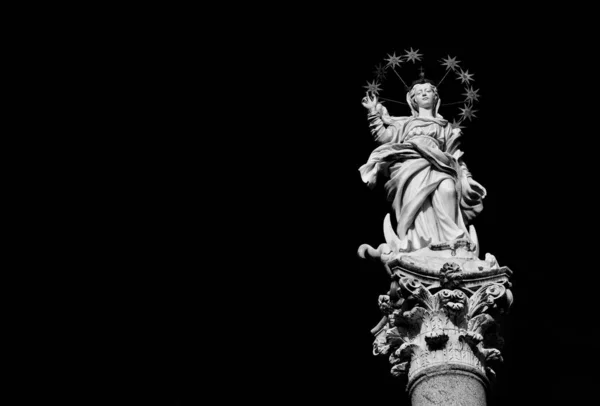 Virgem Maria das Estrelas — Fotografia de Stock