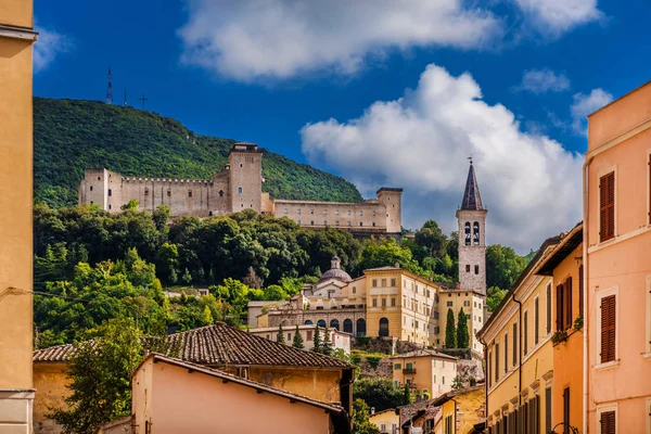 Vista de la ciudad de Spoleto — Foto de Stock