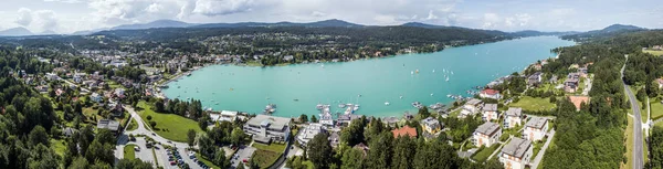 Κηφήνας Θέα Στη Λίμνη Woerthersee Στην Αυστρία — Φωτογραφία Αρχείου