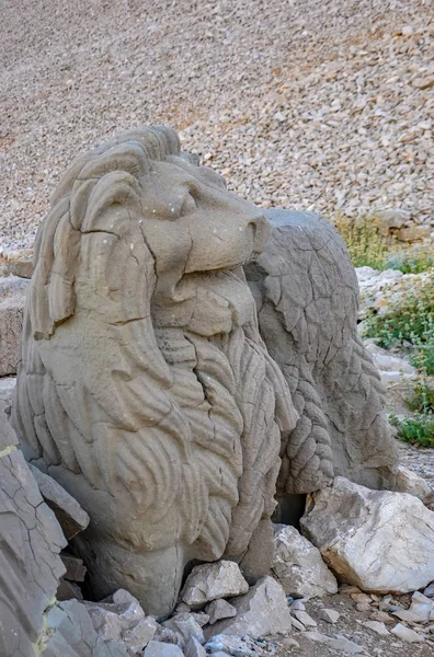 Statues Autour Tombe Roi Antochus Commagène Sur Sommet Mont Nemrut — Photo