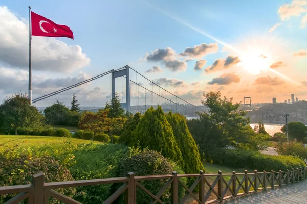 View Turkish Flag Fatih Sultan Mehmet Bridge Photo Taken Otagtepe — Stock Photo, Image