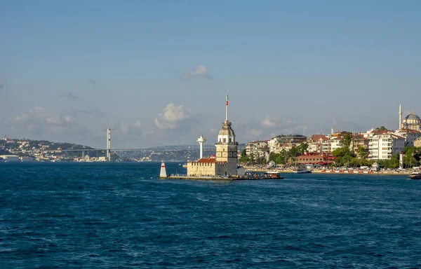 Istanbul Törökország Augusztus Maiden Torony Vagy Kiz Kulesi Található Boszporusz — Stock Fotó