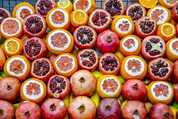 Färsk Granatäpple Och Apelsiner Grand Bazaar Istanbul — Stockfoto