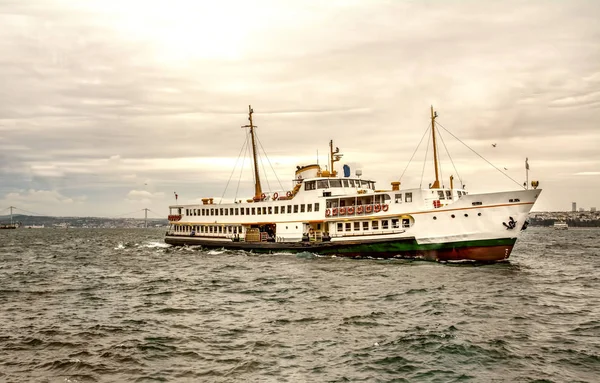 Bella Vista Punti Riferimento Turistici Dal Viaggio Mare Sul Bosforo — Foto Stock