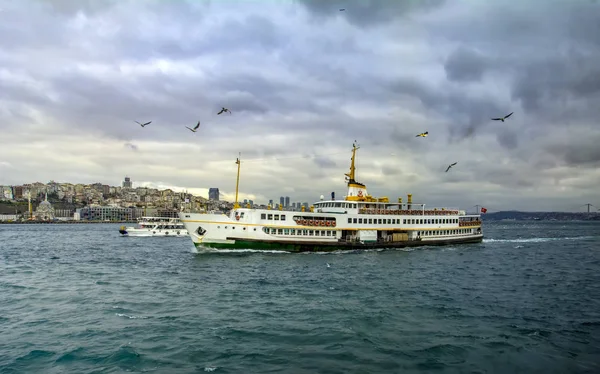 Beautiful View Turistické Památky Námořní Plavby Bosporu Turkyně Parníky Pohled — Stock fotografie