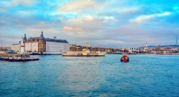 Όμορφη Θέα Τουριστικά Αξιοθέατα Από Θαλάσσιο Ταξίδι Στον Βόσπορο Τουρκικά — Φωτογραφία Αρχείου