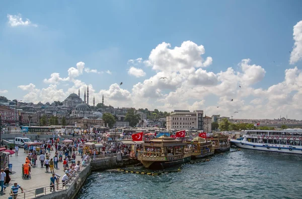 Ekmekiler Istanbul Turkey August 2018 Istanbul Restaurant Terrace Boats Golden — Stock Photo, Image