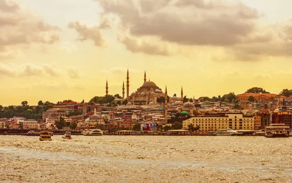 Κωνσταντινούπολη Τουρκία Αύγουστος 2018 Γαλάτας Eminn Kark Πύργο Του Γαλατά — Φωτογραφία Αρχείου