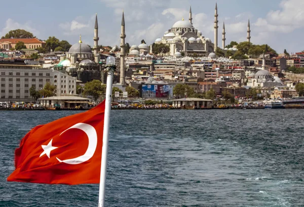 Beautiful View Bosphorus Coastline Flag Turkey Istanbul — Stock Photo, Image