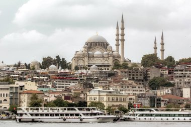 Istanbul/Türkiye-Ağustos 03,2018: Galata Eminn kark Galata Kulesi, Galata Köprüsü, Karaköy bölge ve Haliç, istanbul Türkiye