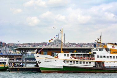 Istanbul/Türkiye-Ağustos 03,2018: Galata Eminn kark Galata Kulesi, Galata Köprüsü, Karaköy bölge ve Haliç, istanbul Türkiye