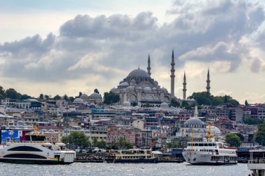 Istanbul/Türkiye-Ağustos 03,2018: Galata Eminn kark Galata Kulesi, Galata Köprüsü, Karaköy bölge ve Haliç, istanbul Türkiye