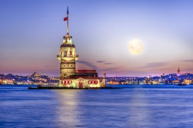 İstanbul, Türkiye 'deki Bakire Kulesi (KIZ KULESI - USKUDAR)
