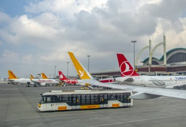 Istanbul, Türkiye - 28 Temmuz 2018: Pegasus Havayolları uçak Istanbul Sabiha Gökçen Uluslararası Havaalanı