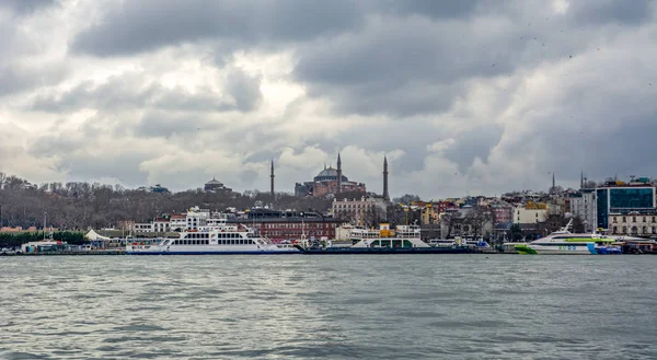 Istanbul Turcja Stycznia 2019 Muzułmańskiej Architektury Wody Transport Turcji Piękny — Zdjęcie stockowe