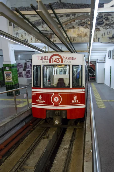 Istanbul Turquie Août 2018 Ancien Tunnel Reliant Karakoy Rue Istiklal — Photo