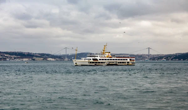 Cestování Osobní Loď Populární Námořní Plavba Turecku Bosporský Průliv Tureckým — Stock fotografie