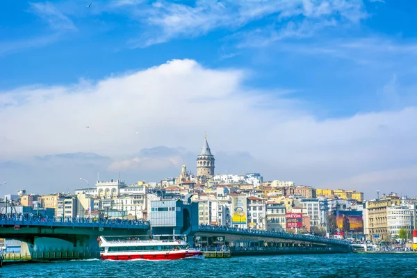 Istanbul Turkey April 2019 Muslim Architecture Water Transport Turkey Beautiful — Stock Photo, Image