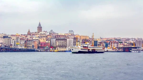 Muslim Architecture Water Transport Turkey Beautiful View Touristic Landmarks Sea — Stock Photo, Image