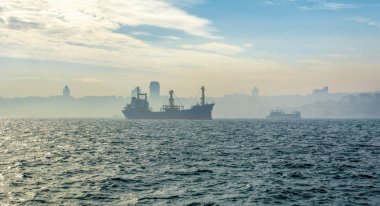 Istanbul boğazı üzerine Sunset