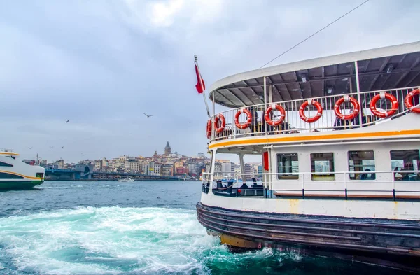 Islamitische Architectuur Water Transport Turkije Prachtig Uitzicht Toeristische Bezienswaardigheden Van — Stockfoto