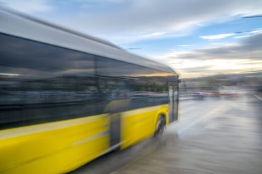 Her gün otobüs arasında önemli bir yere sahip olan İstanbul'da şehir içi ulaşım,