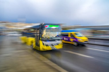 Her gün otobüs arasında önemli bir yere sahip olan İstanbul'da şehir içi ulaşım,